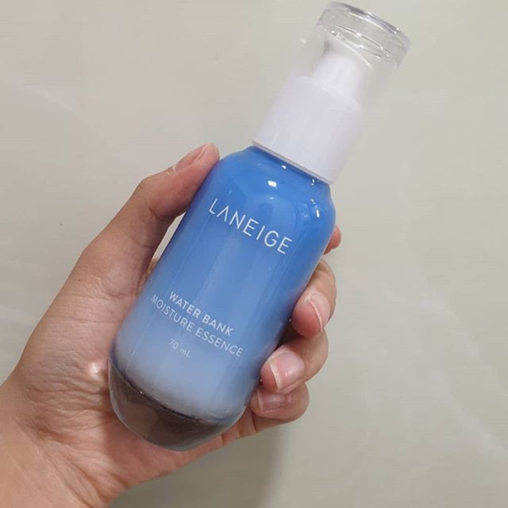 Kem dưỡng ẩm da khô nhạy cảm Laneige Water Bank Moisture Essence