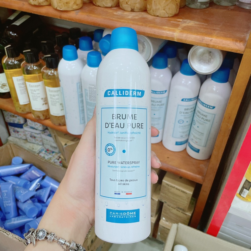 Xịt khoáng Calliderm Brume D’eau Pure Water Spray