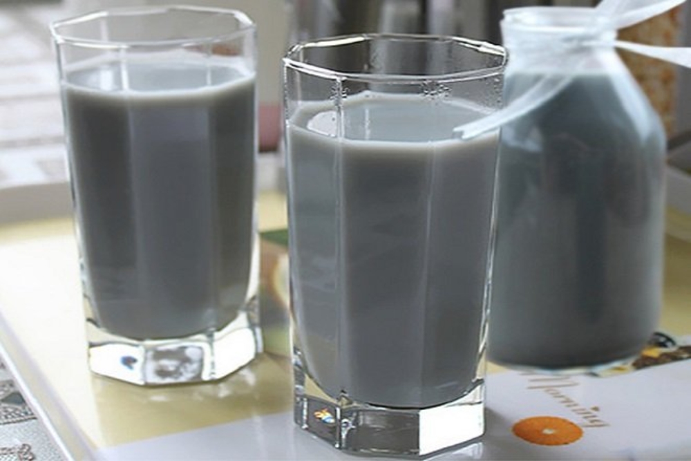 Không nên sử dụng bột gạo lứt mè đen với liều lượng lớn để tránh tác dụng phụ
