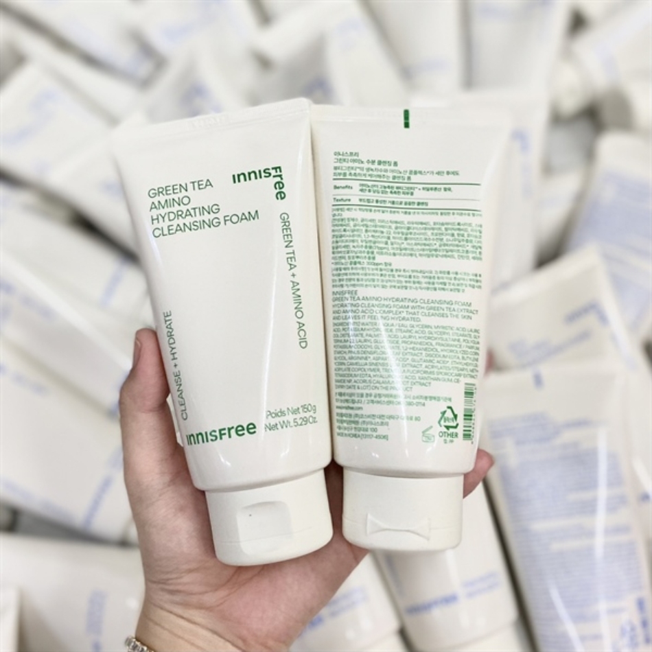 Sữa rửa mặt da khô Innisfree Green Tea Amino Hydrating Cleansing Foam