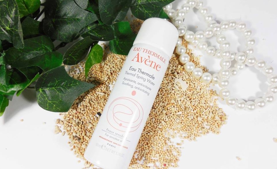 Xịt Khoáng Avène Eau Thermale Spring Water dưỡng ẩm