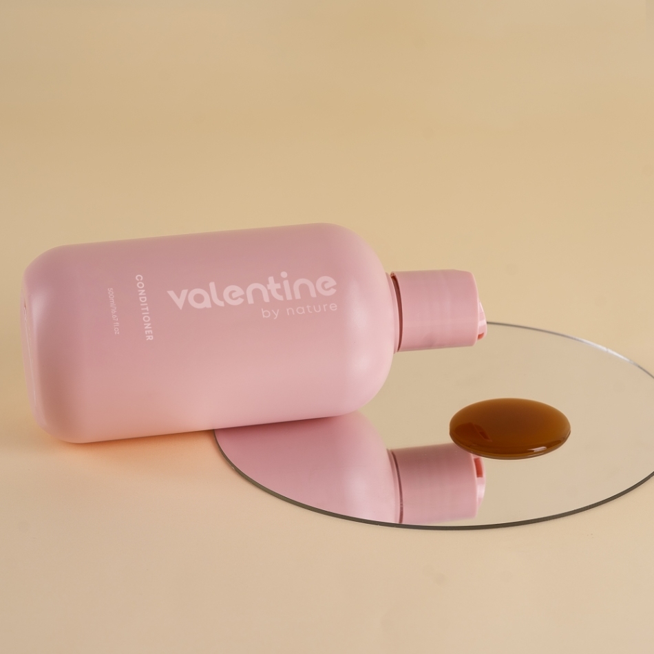 Dầu xả Valentine Conditioner giúp dưỡng tóc rễ tre mềm mượt