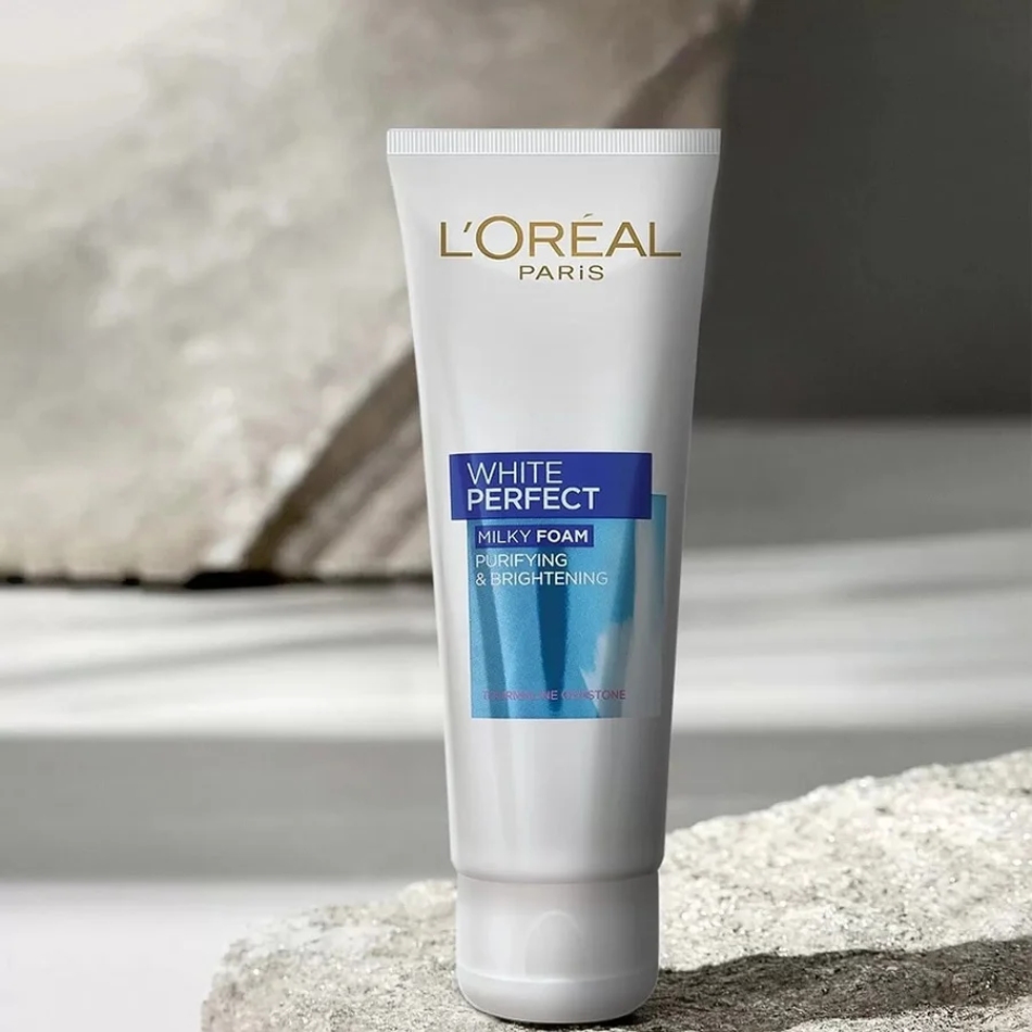 Sữa rửa mặt L’Oreal Paris White Perfect Milky Foam Facewash