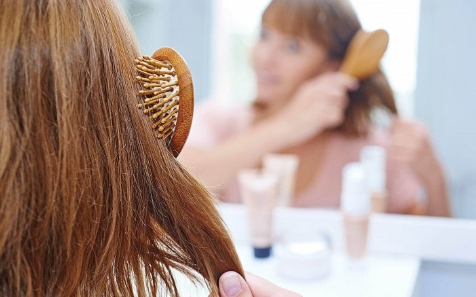 Tóc khô xơ có uốn được không?
